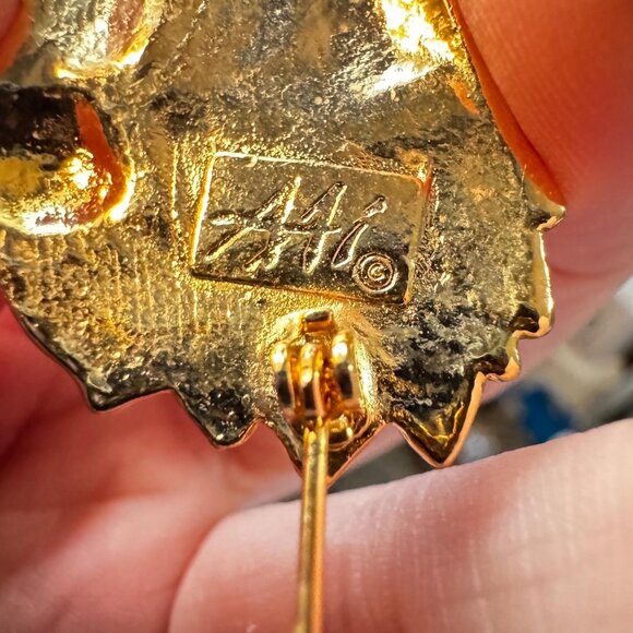 Santa Brooch Signed AAi Enamel Christmas Pin Vintage Holiday Jewelry - Picture 6 of 6